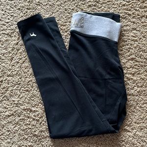 Pink Victoria’s Secret Yoga leggings